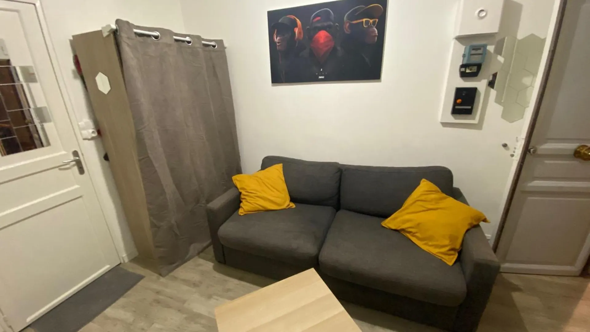 Apartment Beau Studio Centre Paris Bassin De La Villette France